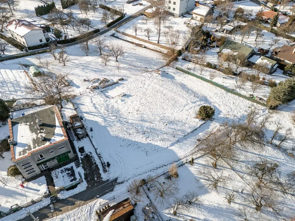 Prodej stavebního pozemku 1845 m²